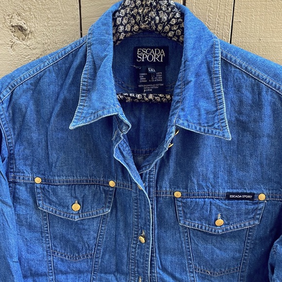 VInTAGE Escada Sports denim Shirt M gold 🥇 Jeans - Picture 1 of 8